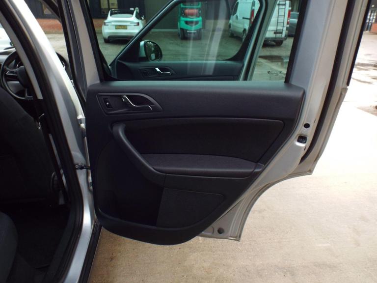  Skoda Yeti 2.0 TDI SE Outdoor 4WD Euro 5 5dr Diesel Manual