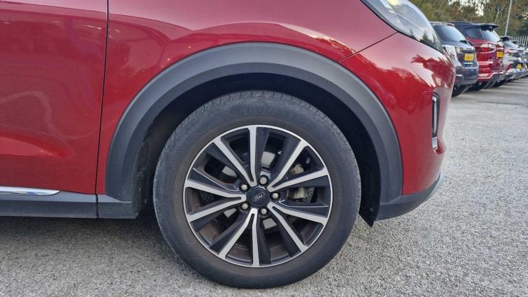 2022 Ford Puma 1.0 EcoBoost Hybrid mHEV Titanium 5dr Hatchback Petrol Manual