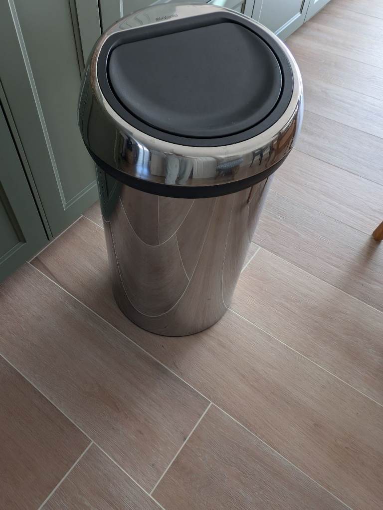 Brabantia 60 Litre Touch Top Bin - Steel