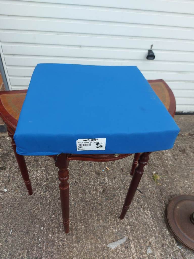 Memory foam wheelchair cushion 