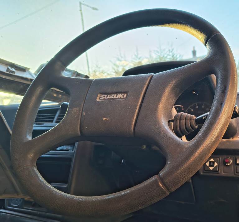 Suzuki vitara mk1 original steering wheel 