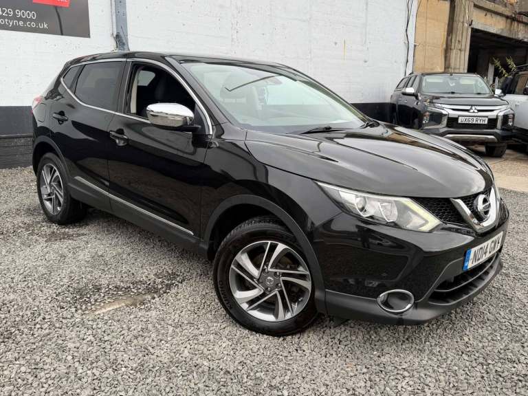 2014 Nissan Qashqai 1.2 DIG-T Acenta Premium SUV 5dr Petrol Manual 2WD Euro 5 (s/s) (115 ps) SUV ...