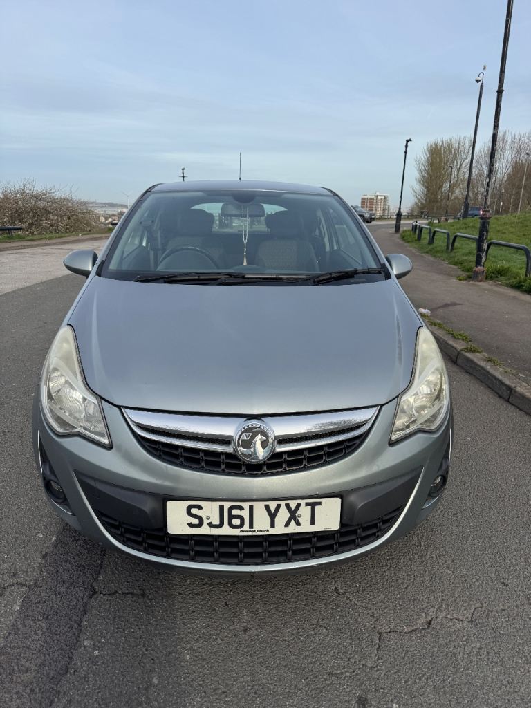 Vauxhall Corsa 1.2 (2011) – Heated Seats & Heated Steering Wheel – 3 Door – Manual