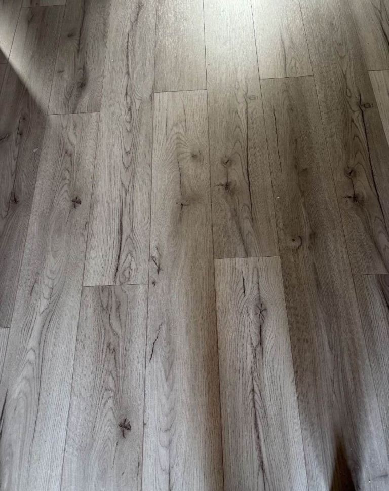 CENTURY GREY OAK LAMINATE FLOORING 