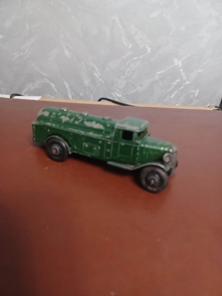 Dinky Toys 1950's Tanker Truck collectors item