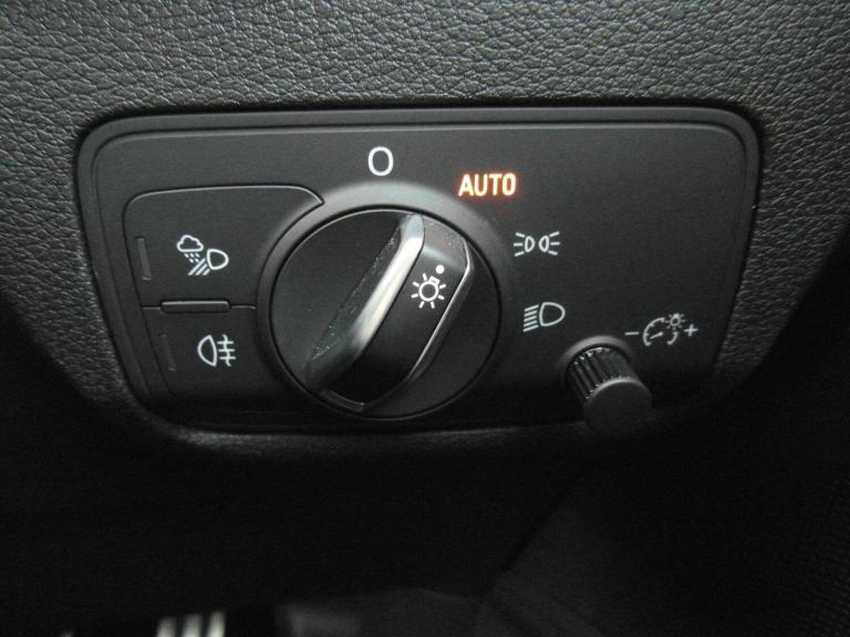 2019 Audi Q2 1.5 TFSI CoD 35 S line SUV 5dr Petrol S Tronic Euro 6 (s/s) (150 ps) ESTATE Petrol A...