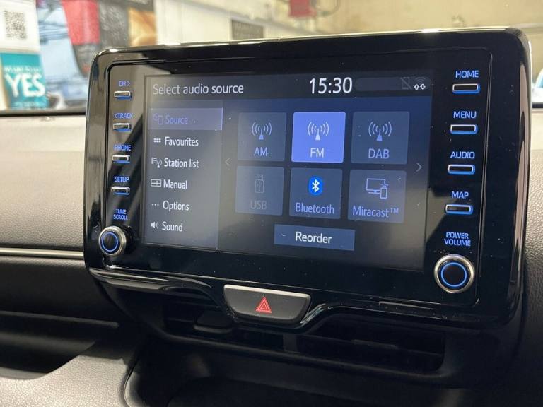 2022 Toyota Yaris 1.5 VVT-h Design Hatchback 5dr Petrol Hybrid E-CVT Euro 6 (s/s) (116 ps) Hatchb...