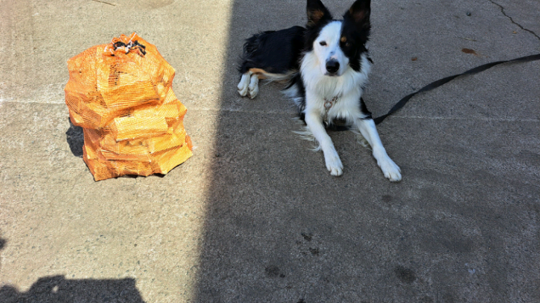 Cherry, Apple Maple & Oak Logs Chips Chunks Firewood for BBQ Smoker 