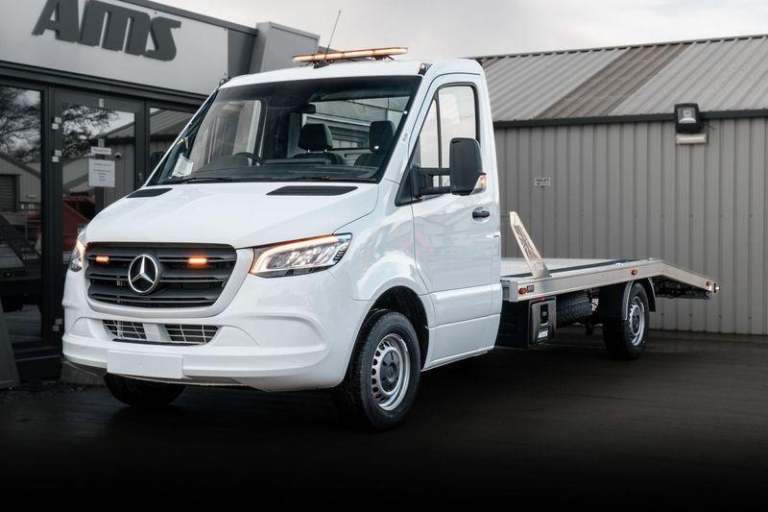 Recovery Truck Body Aluminium Car Transporter body, we can build on any manufact