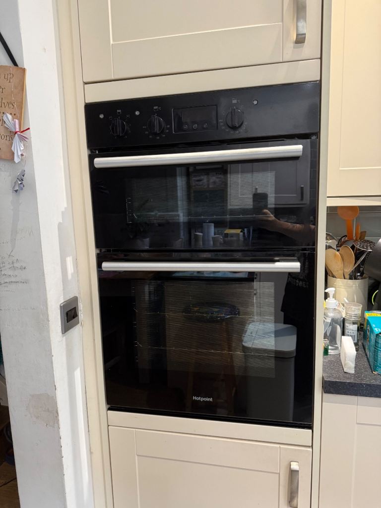 Hotpoint Built In Oven and Grill