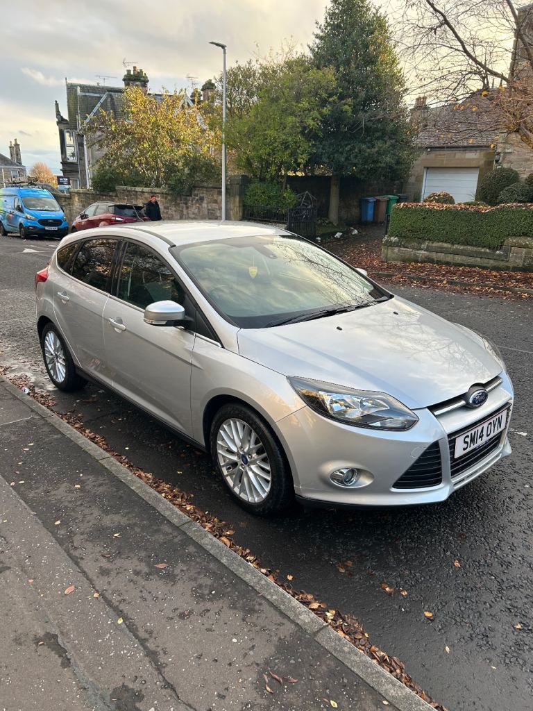 Ford, FOCUS, Hatchback, 2014, Manual, 998 (cc), 5 doors