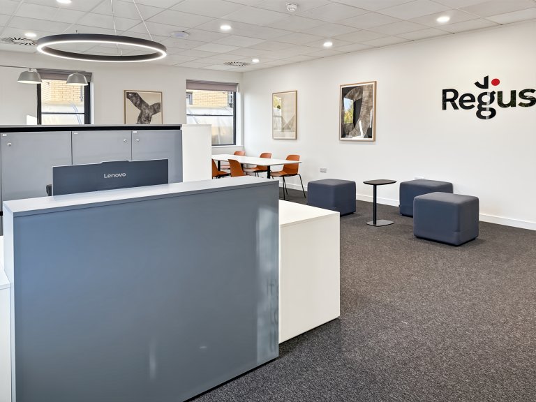 Taunton - TA12PX \ Business Address Solutions for Your Company