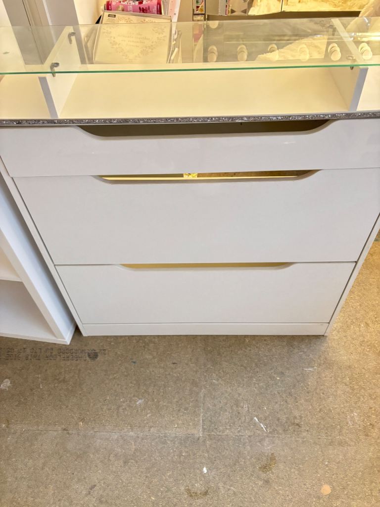 White storage shoe storage