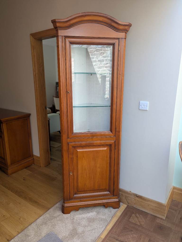 Selva Walnut Veneer Corner Cabinet