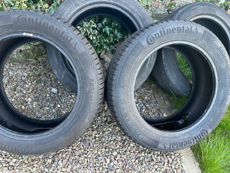 235/55/18 Continental Allseason contact2