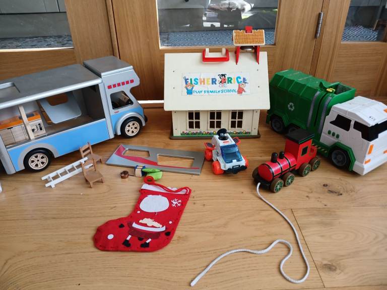 Dollshouse Vintage playmobil 1970’s Fisher Price Play Family Toy School Wooden Caravan Garbage Truck