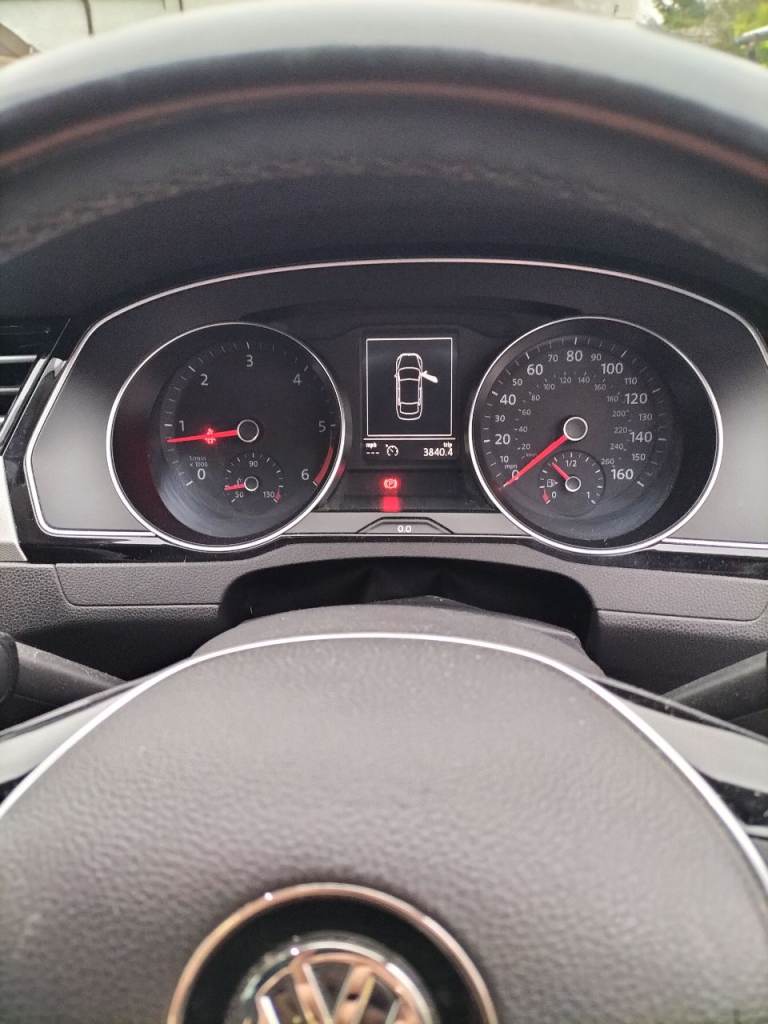 Volkswagen, PASSAT, Saloon, 2016, Manual, 1598 (cc), 4 doors