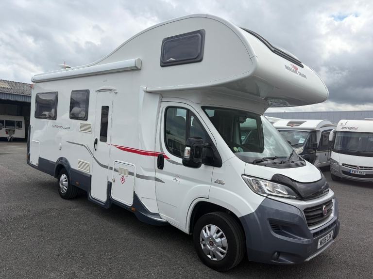  ROLLERTEAM AUTO-ROLLER 746 6 berth 2015 ***READ ITEM DESCRIPTION***
