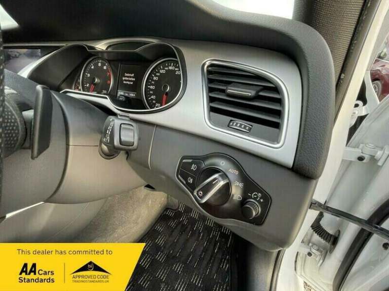 2015 Audi A4 Avant 2.0 TFSI S line Estate 5dr Petrol S Tronic Euro 6 (s/s) (190 ps) Petrol Automatic