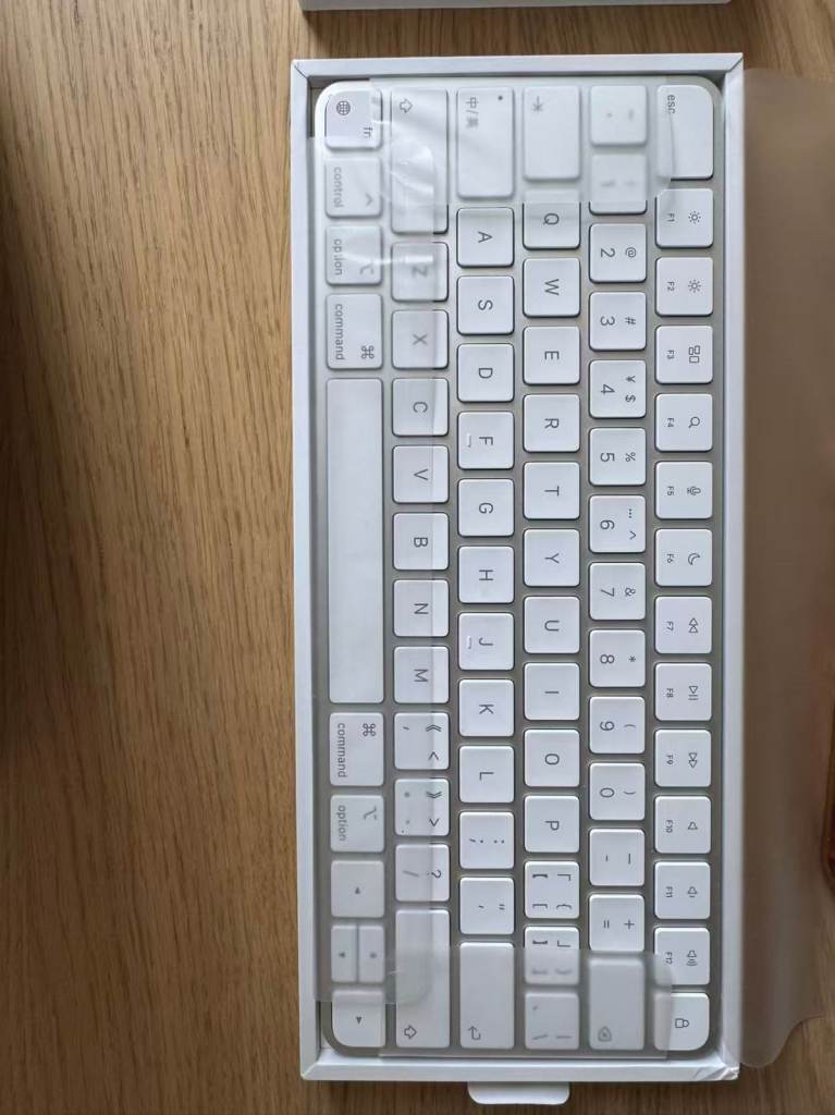 Magic Keyboard –Excellent Condition- £38