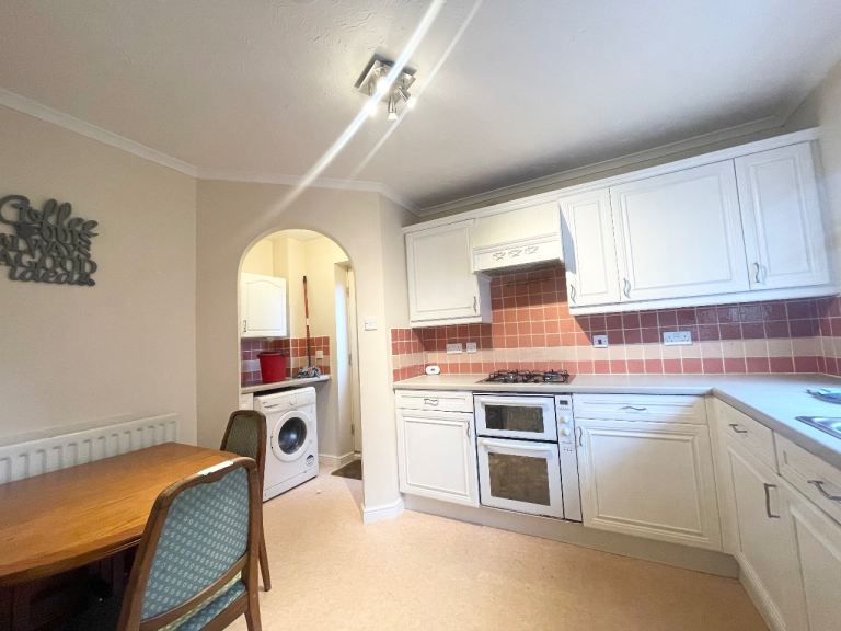 Spacious house to rent in Emerson green 
