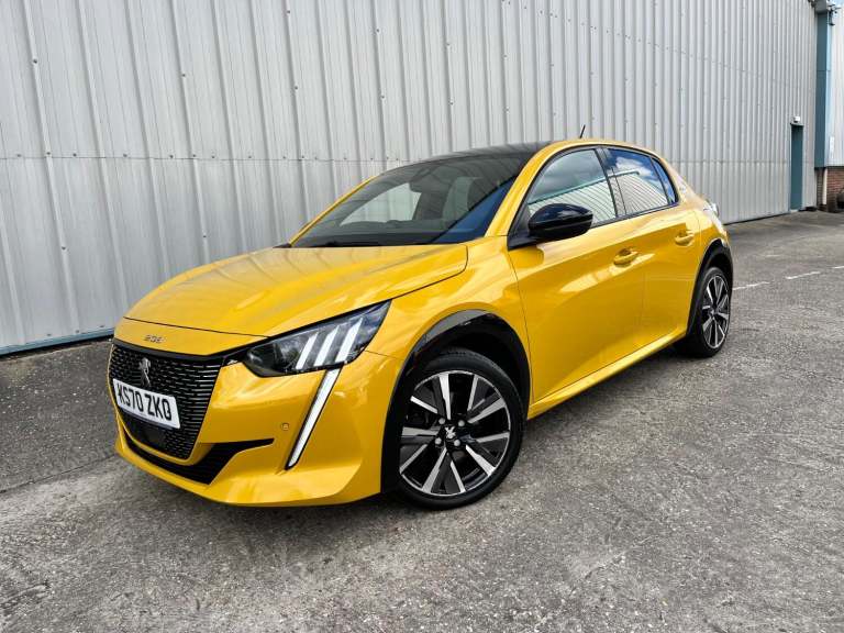 PEUGEOT 208 1.2 PureTech GT Line Yellow Manual Petrol 2021