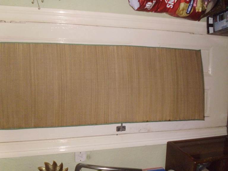 STRAW BEACH MAT