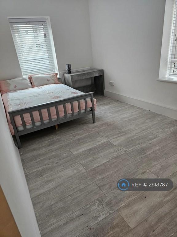 1 bedroom in Meyrick House, London, E14 (#2613787)