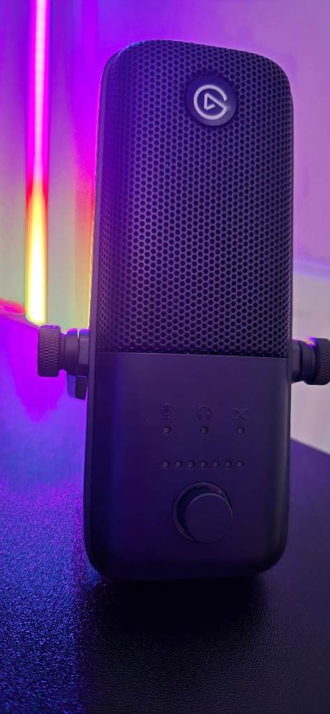 Elgato Wave 3 - Premium Studio Quality USB Condenser Microphone