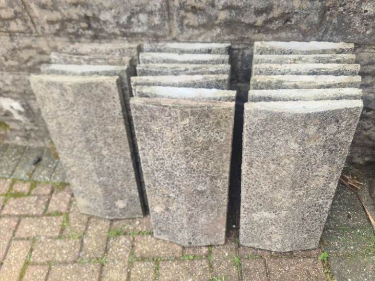 600mm x 280mm concrete copings
