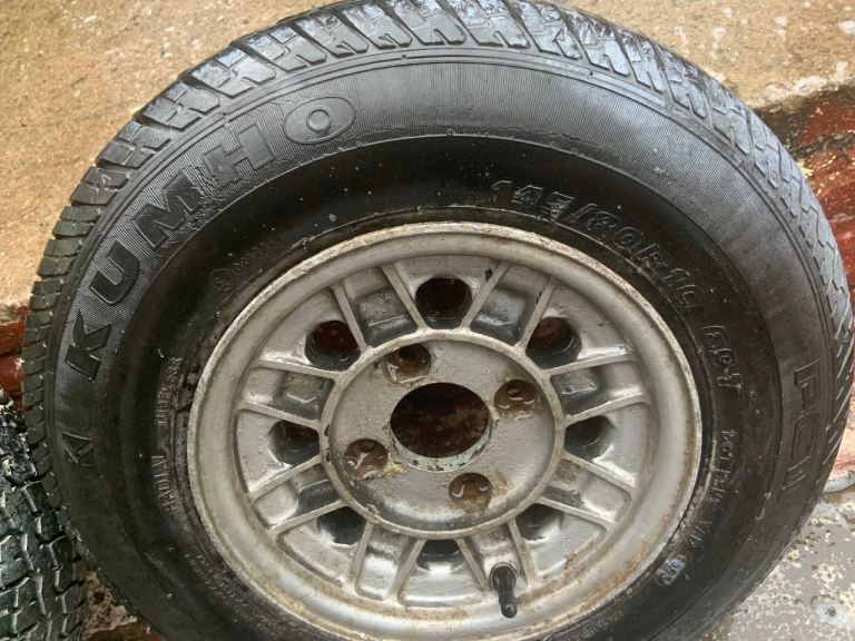 Mini trailer wheels x2