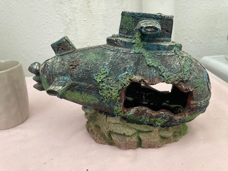 FISH TANK/VIVARIUM DECOR SHIP WRECK SUBMARINE