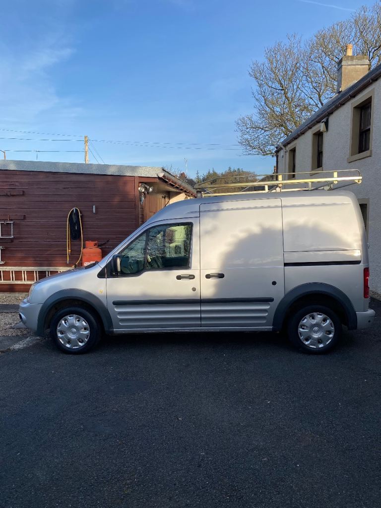 Ford Transit Connect Van 110 T 230