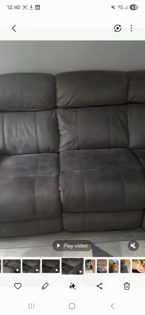 Furniture village moderna power recliner 