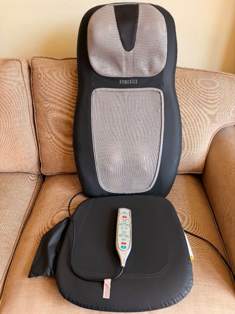 HoMedics Shiatsu Back and Neck Massage Chair - Rolling and Heat - Excellent Condition