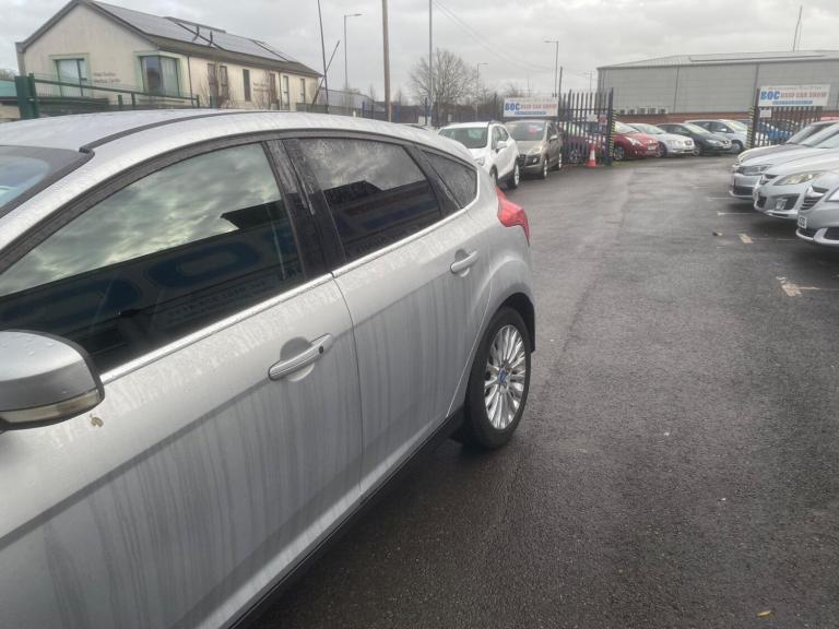 2011 Ford Focus 1.6T EcoBoost Titanium X Euro 5 (s/s) 5dr HATCHBACK Petrol Manual