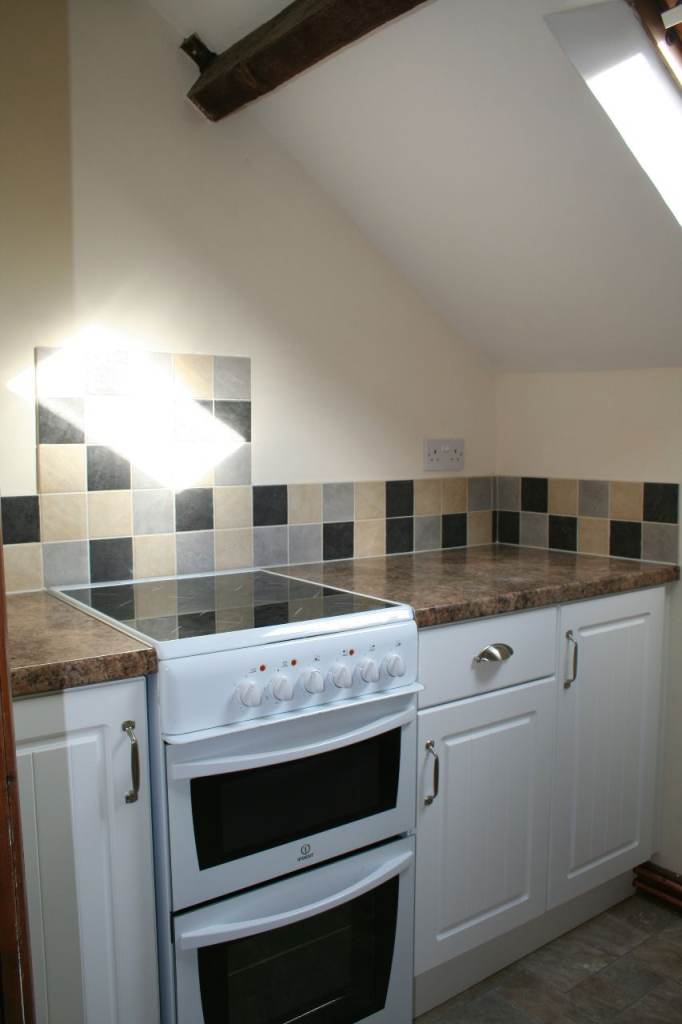 1 Bed Flat FF Unfurnished - Farm location NE Norwich