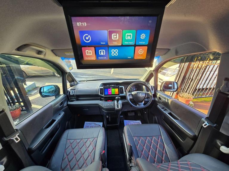  Honda Stepwagon Honda Stepwagon Stepwagon 2.0 SPADA Petrol Automatic