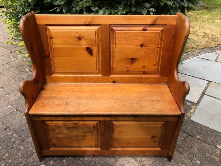 STORAGE PEW. MONKS BENCH. Larger one also for sale. DELIVERY POSSIBLE.