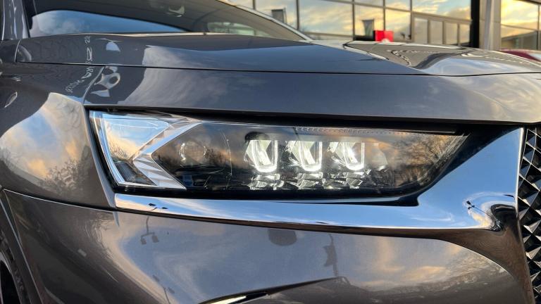 2022 DS Automobiles DS 7 Crossback 1.6 E-TENSE 13.2kWh Opera Crossback 5dr Petrol Plug-in Hybrid ...