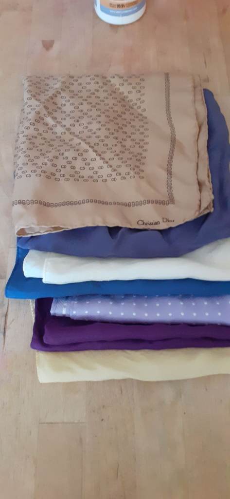  Mens  pocket handkerchiefs 