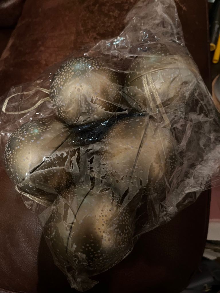 5 Christmas Gift Baubles