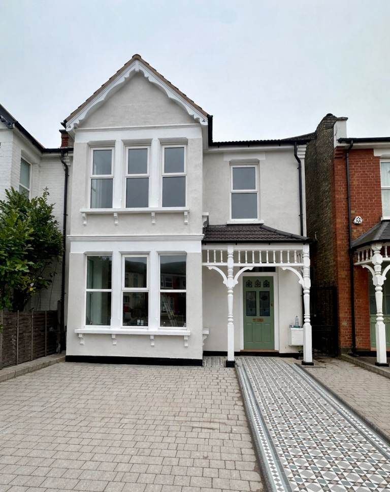 3 bedroom flat in 3 Bedroom Flat – Brownlow Road, Bounds Green N11