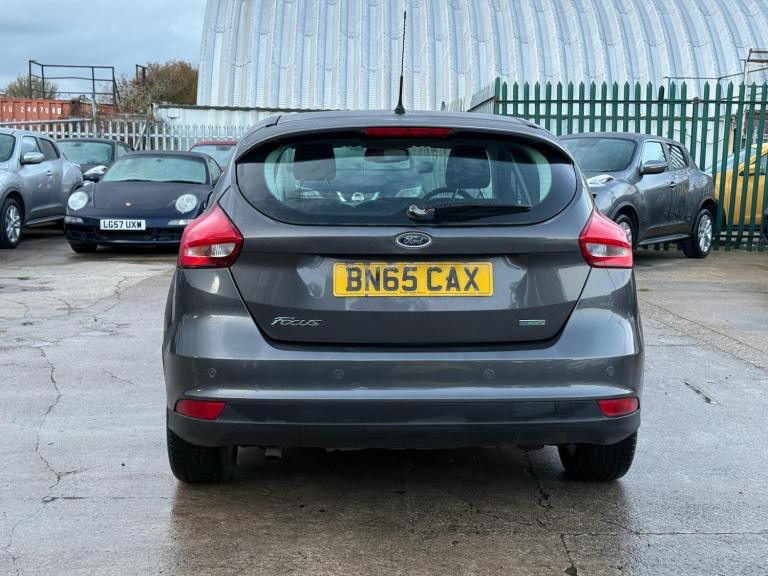 2015 Ford Focus 1.0T EcoBoost Titanium Euro 6 (s/s) 5dr HATCHBACK Petrol Manual