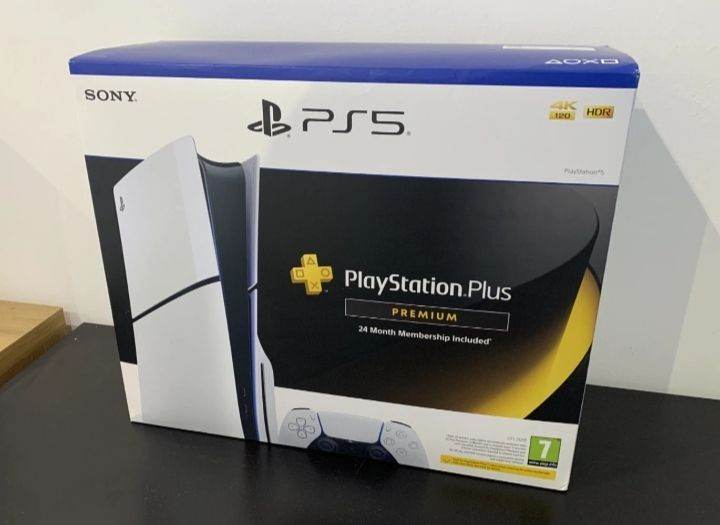 Ps5 slim disc edition 1tb console like new