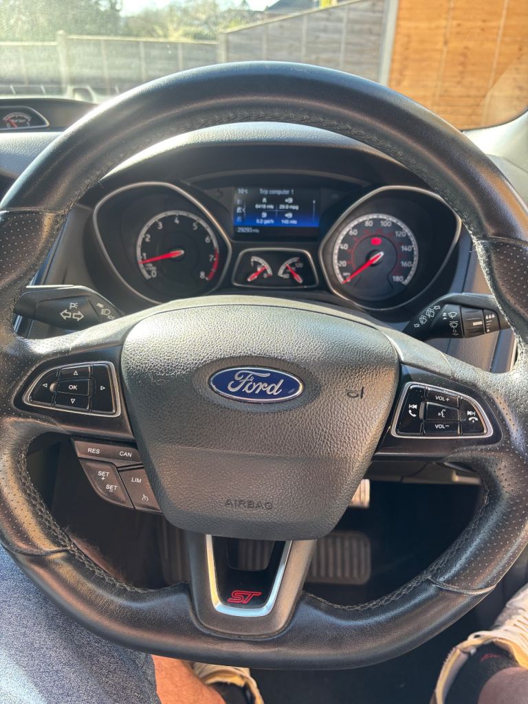 Ford, FOCUS, Hatchback, 2017, Manual, 1999 (cc), 5 doors