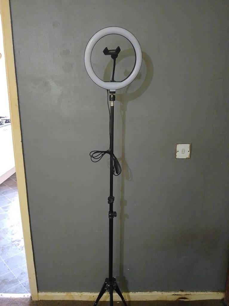 Streaming studio tripod led ring light 