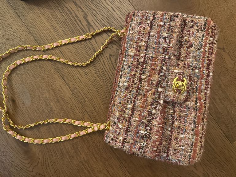 Chanel purse 