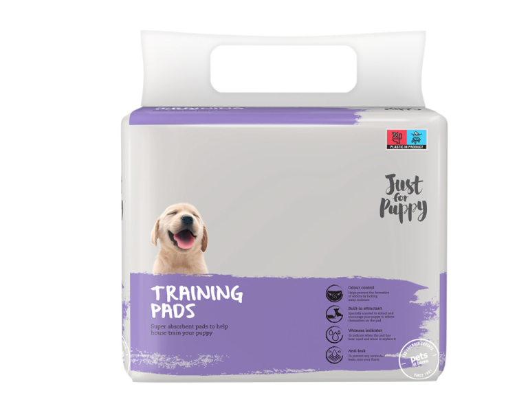 Box of 200 puppy pee wee pads. Training pads just for puppy