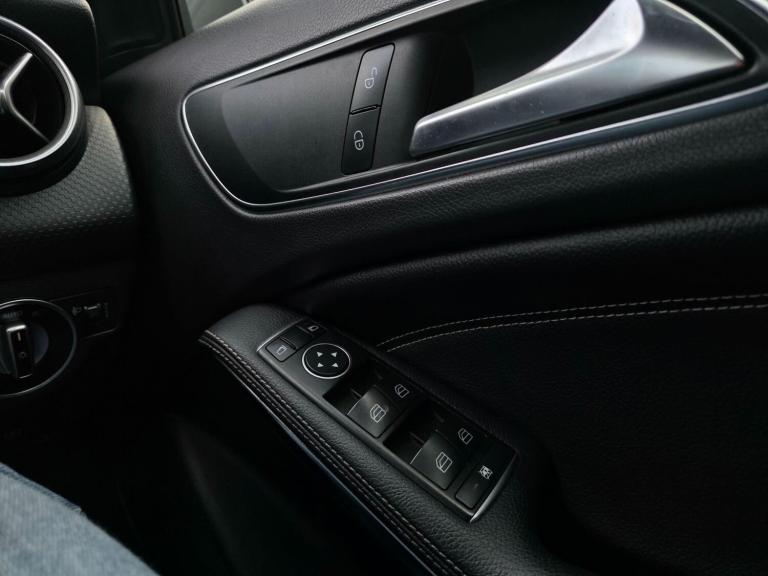 2015 Mercedes-Benz A-Class A200 [2.1] CDI Sport 5dr HATCHBACK DIESEL Manual